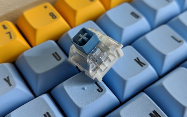 Custom Keyboard Spotlight: Novelkeys x Kailh Box Pale Blue Switches